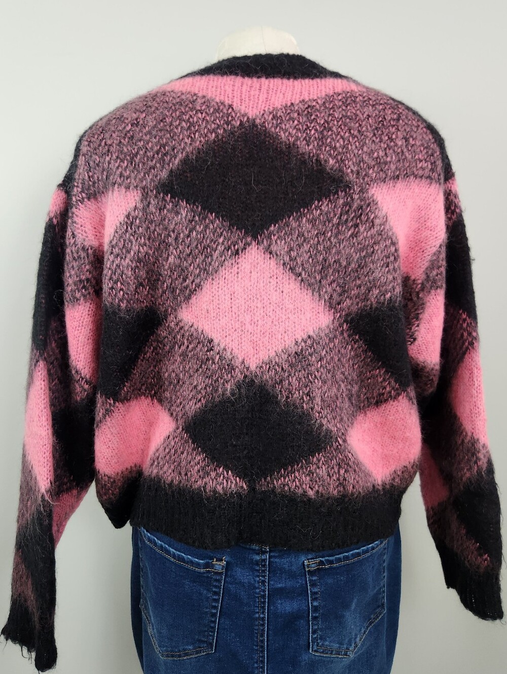 ASO Emily In Paris & Taylor Swift Pink Black Plaid Sweater Oversized Fits Small - Picture 4 of 15
